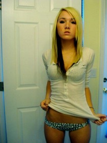 Sexy amateur teen girls in