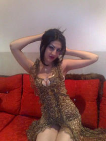 Amazing babes gets hard